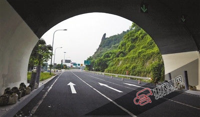 南岸真武山隧道今起恢复双向通行 --凤凰房产重庆
