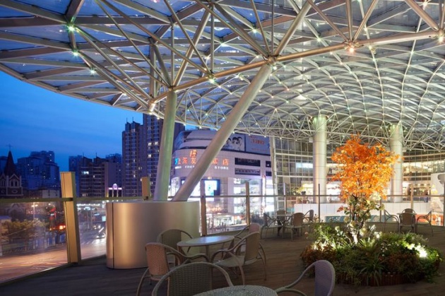 盈石:空中连廊刷新曹家渡商圈“颜值” --凤凰房产成都