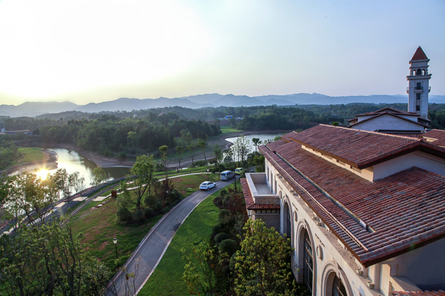 出世!27平方公里大湖只是后花园 --凤凰房产成都