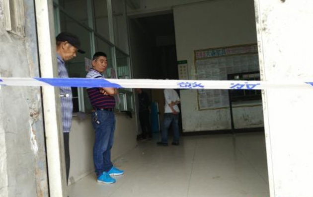  广东 博罗县 发生砍人命案  警察鸣枪警告无效枪