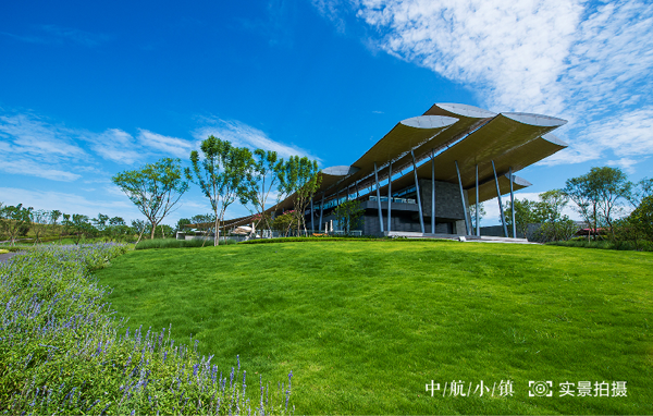 中航小镇为业主提供纯粹交流平台 演绎重庆新