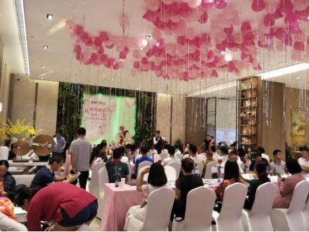 祖龙ACMALL相亲派对浪漫收官情始于此更缱