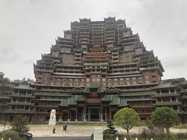 “一把手”恣意妄为 贫困县留下一片“烂摊子”