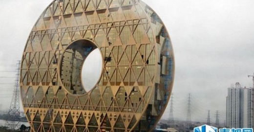 广州土豪金"铜钱大厦"竣工 内部细节曝光