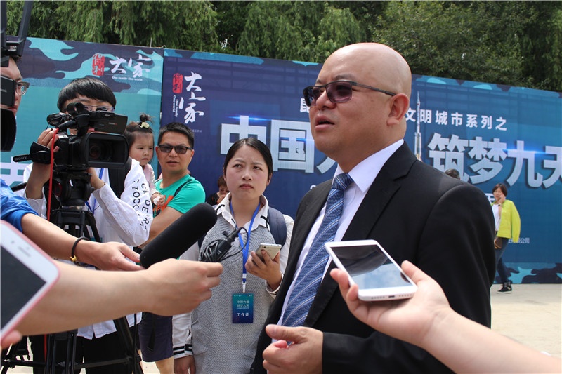 2017保利爱国主义教育航空航天展开幕 践行昆明创建文明城市保利在