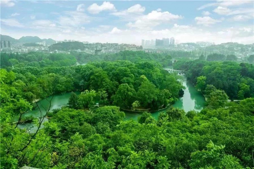 龙湖·景粼天著 | 凡属过往,皆为序章 ——凤凰网房产贵阳