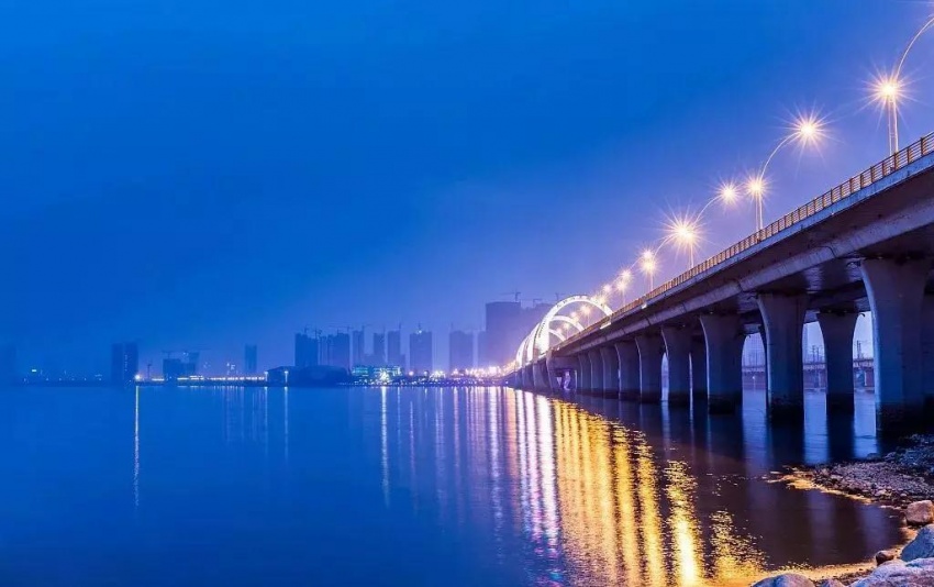 2018年九江市政府再次提出推进八里湖体制改革,强化"四项"机制,让八里