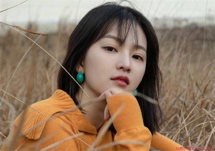 樱花女神黄灿灿变身唐澄 莫格利男孩向往的森系住宅