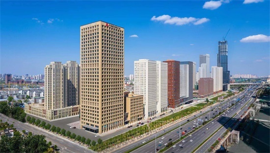 革新城市的力量——中冶置业荣获"城就"年度综合价值运营商